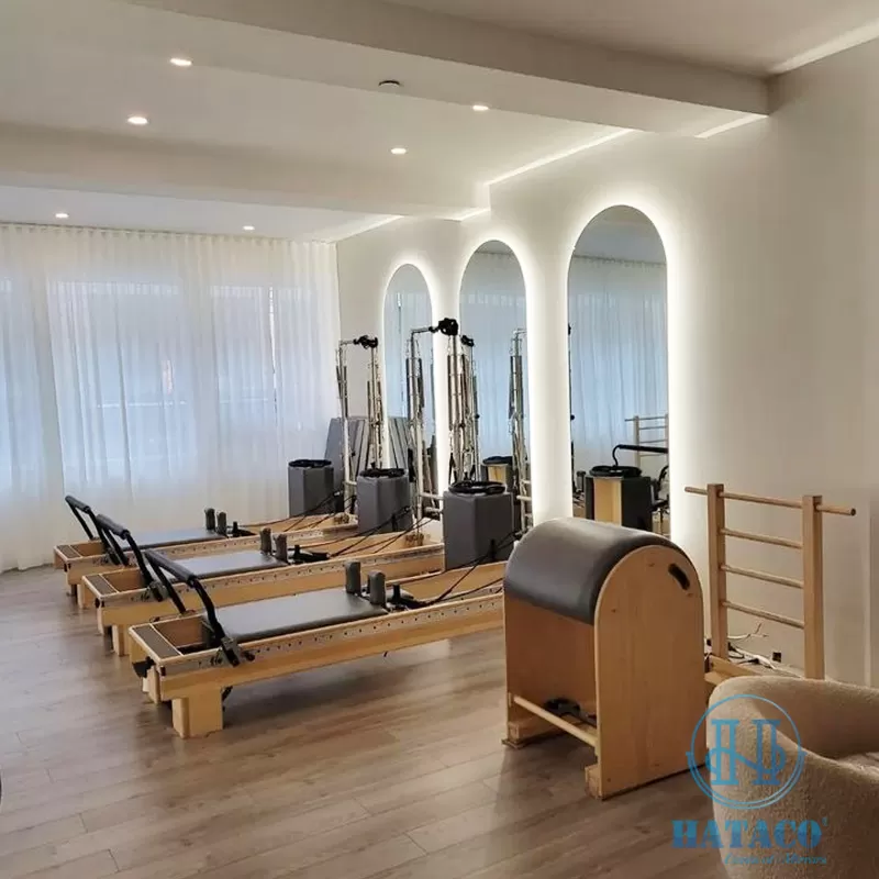 Báo giá gương phòng tập Pilates chuyên nghiệp- Chuẩn Quốc Tế