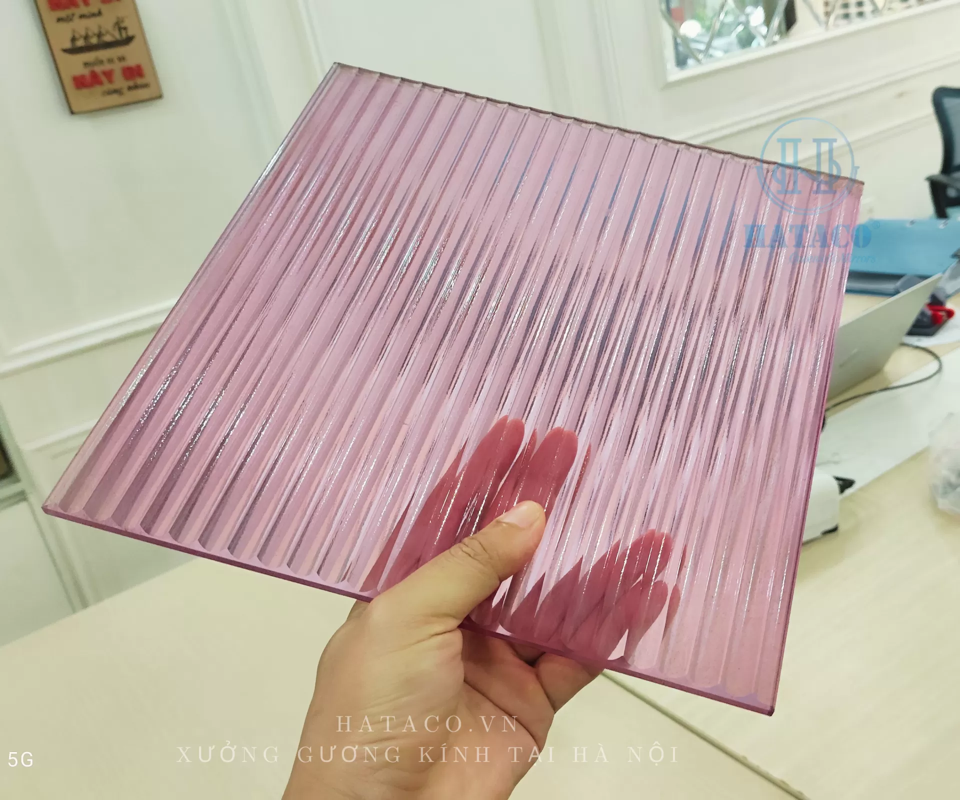 Báo Giá Kính Sọc - Kính Sóng Giá Xưởng. Đa Dạng Mẫu Mã- Cắt Kính Lấy Ngay